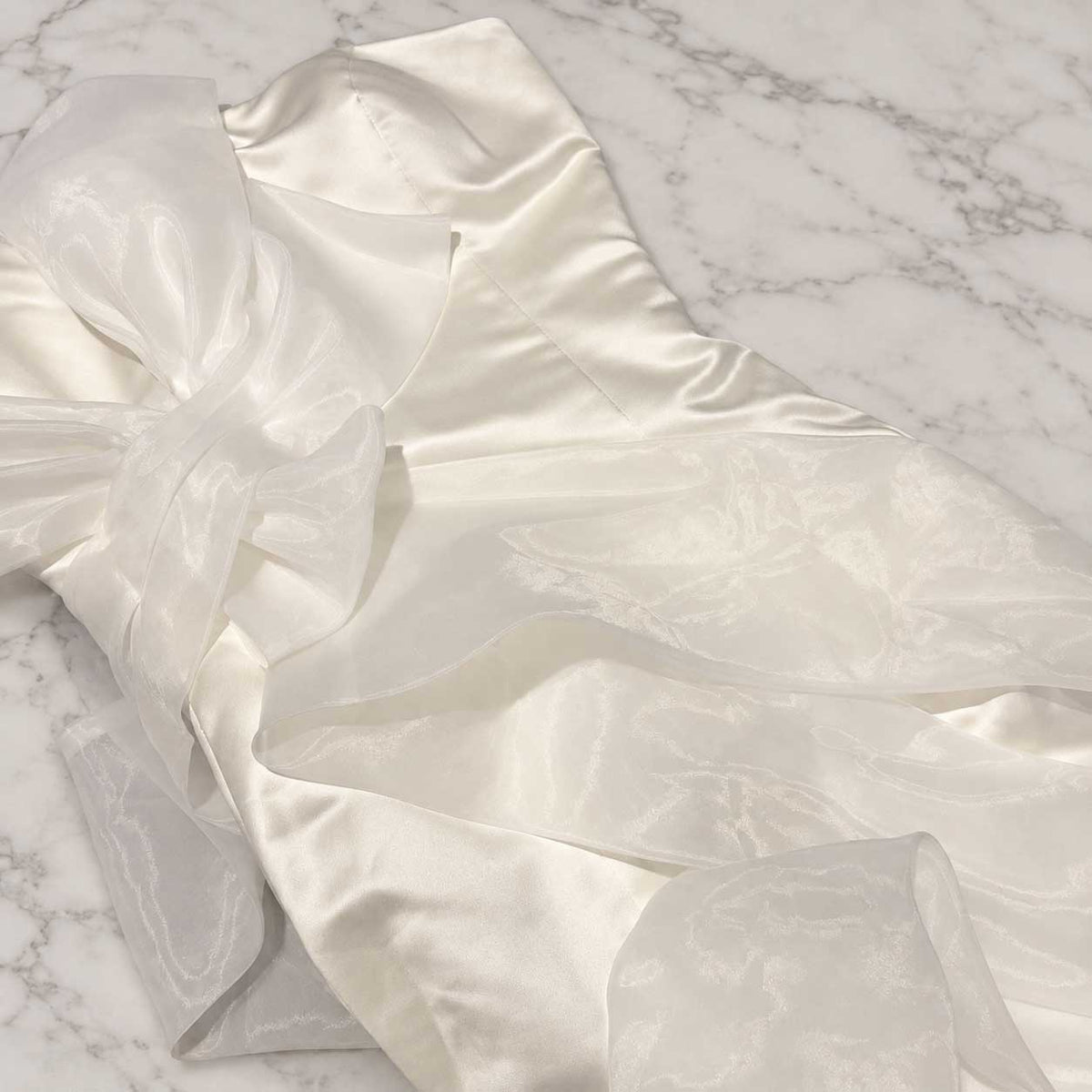 Ivory Strapless Satin Mermaid Wedding Dress with Organza Bow – Size 0