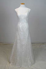 Sample Fitted A-line Lace Wedding Dress