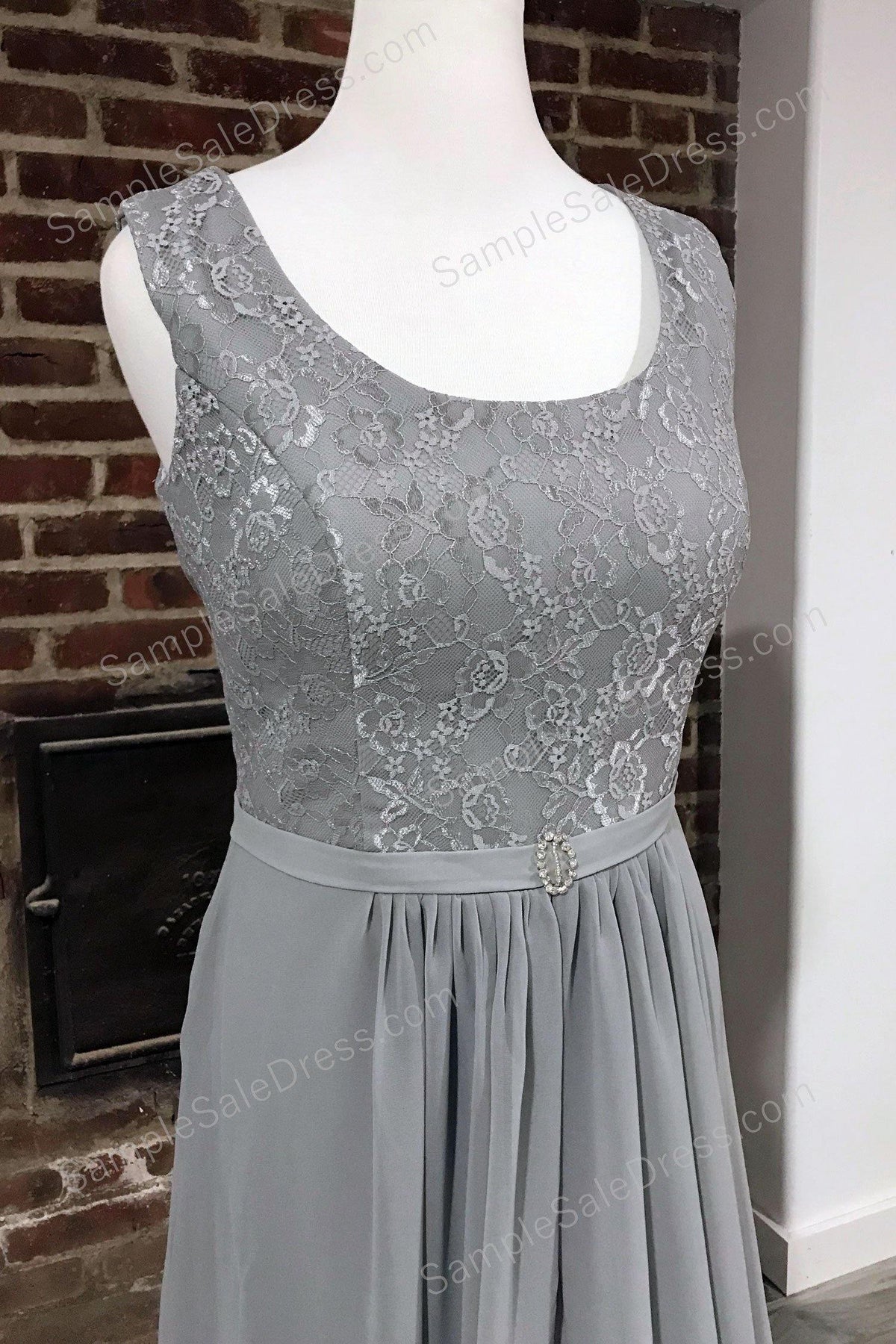 Long Chiffon Gray Sleeveless Formal Evening Gown