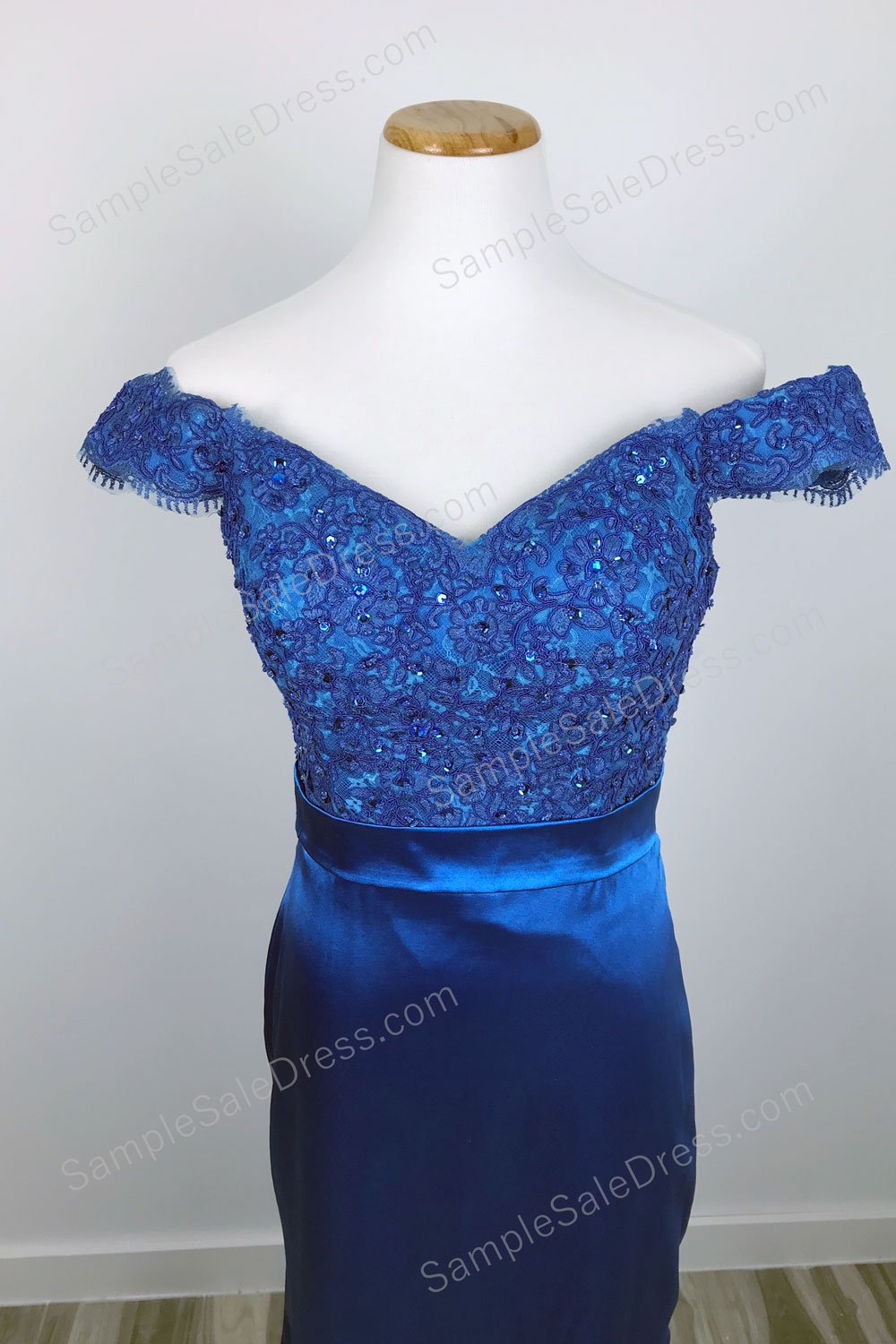 Royal Blue Off the Shoulder Lace Sleek Prom Evening Dress XH1027