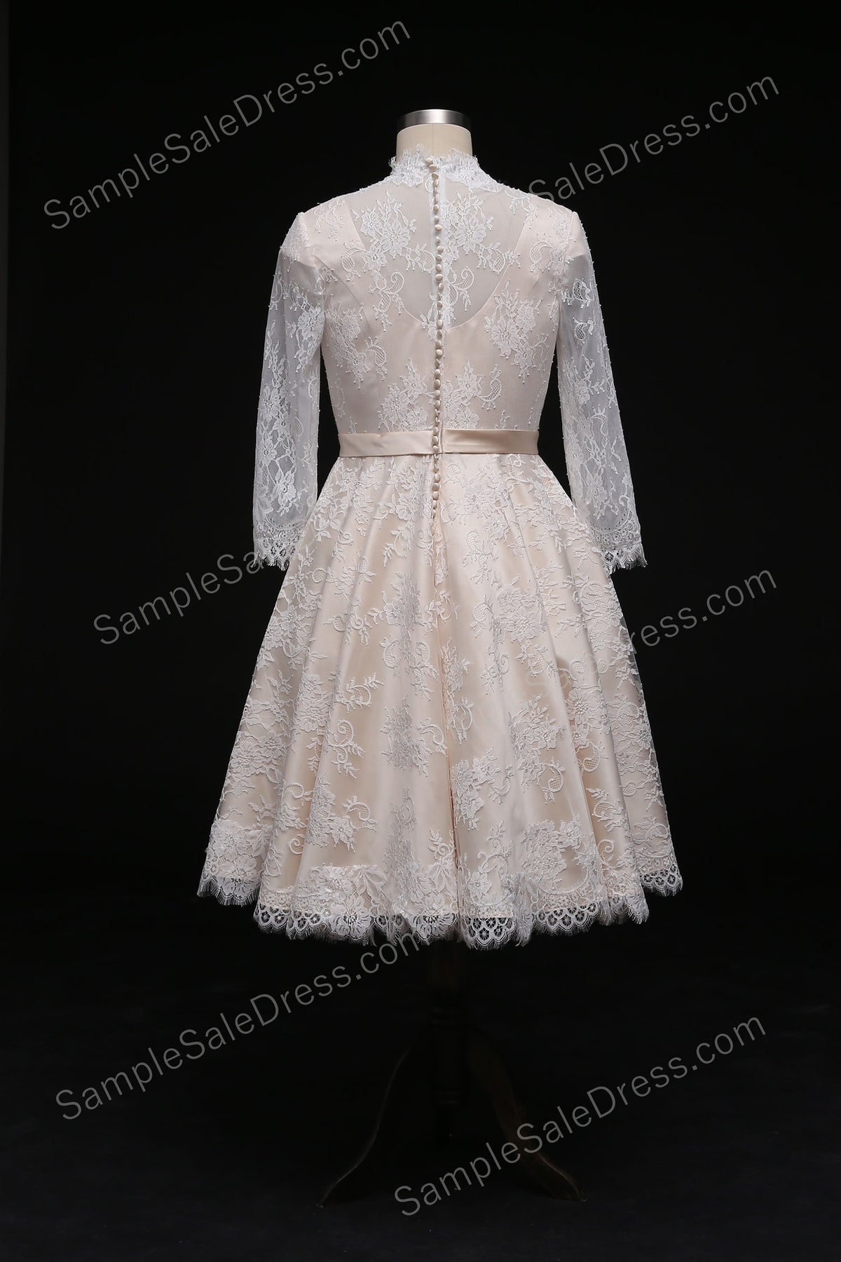 sample of formal dress Cocktail vs. DressExplained This unique creation features dimensional floral embellishments that seem to be scattered Size 16 Vintage Style Lace